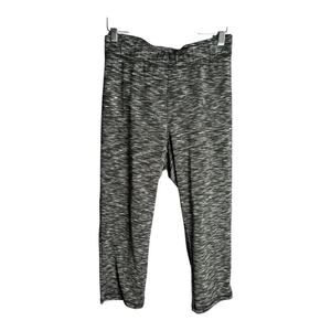 Livi Active Black White Mid Rise Cropped Workout Leggings Size 18/20